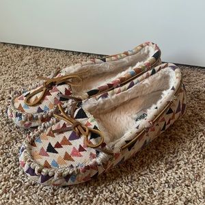 Woman Minnetonka moccasin